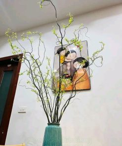 Cành liễu xoăn cắm bình gốm đẹp