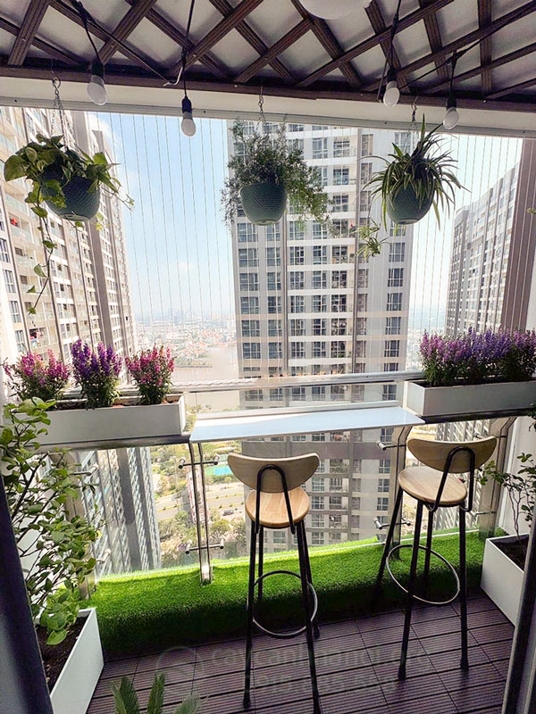 Lựa chọn cây treo ban công chịu nắng