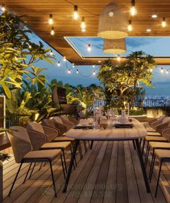 Sân vườn có khu BBQ và bàn ghế ngoài trời hiện đại.