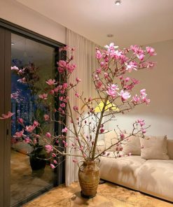 Bình hoa mộc lan trưng tết